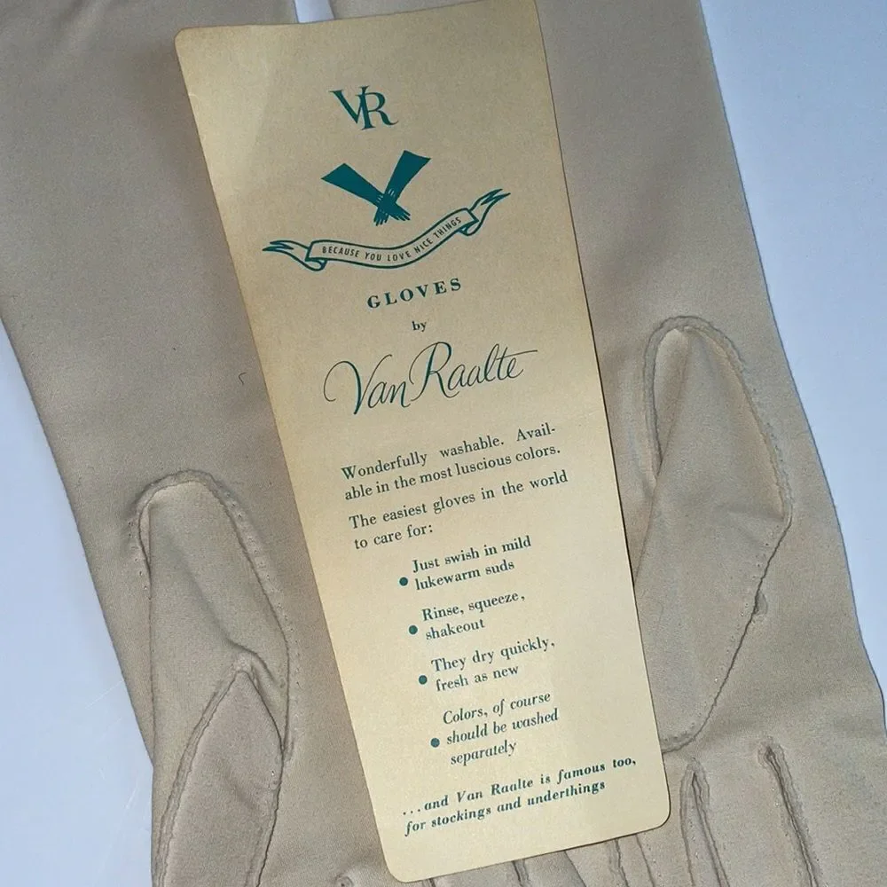 Vtg New in‎ packaging Van Raalte beige/taupe long nylon gloves